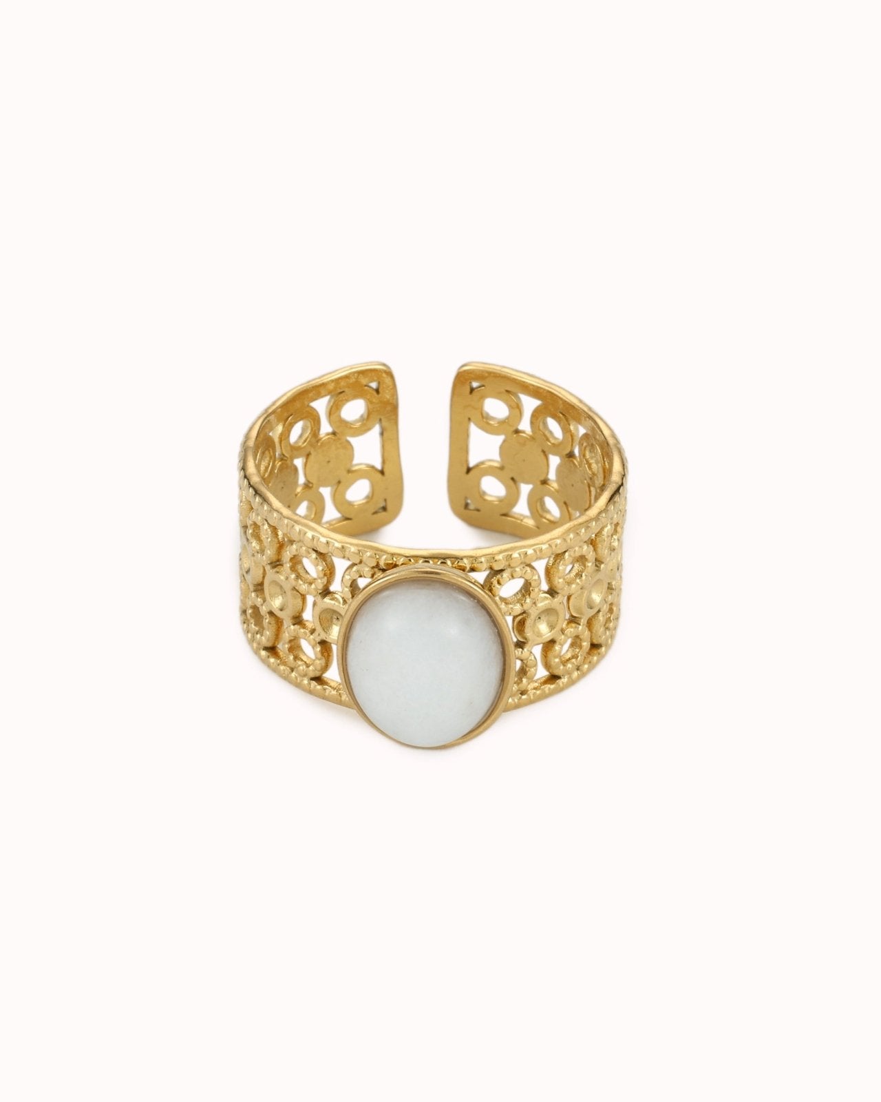 Goudkleurige ring met witte steen - Nouka