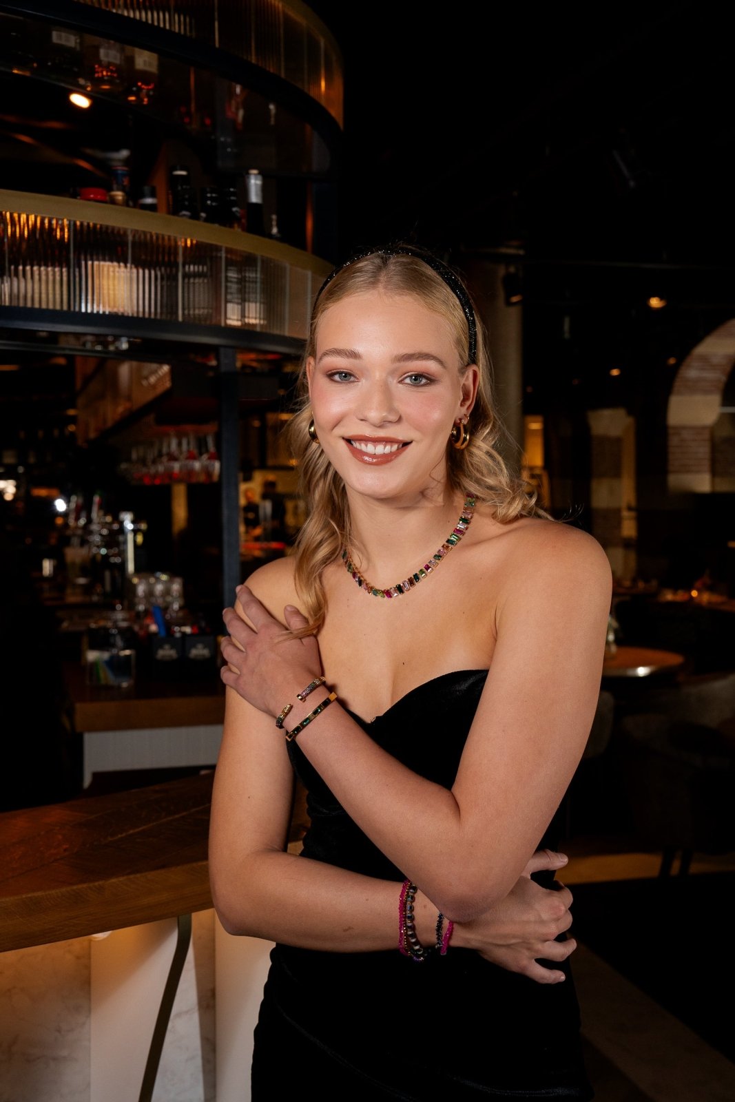 Ketting met gekleurde steentjes - Nouka