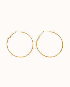 Goudkleurige minimalistische hoops 50mm - Nouka