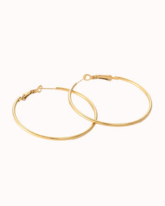 Goudkleurige minimalistische hoops 50mm - Nouka