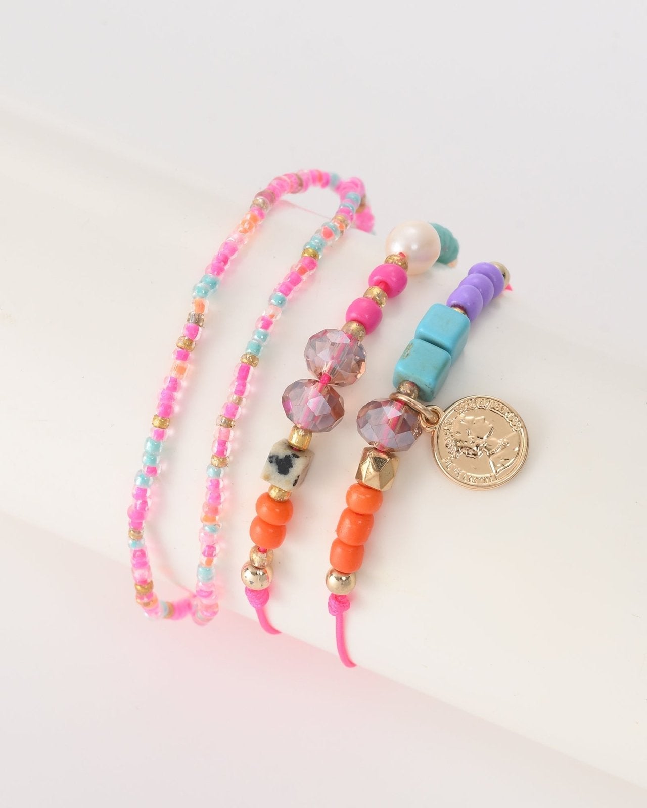 Neon roze armbanden set - Nouka