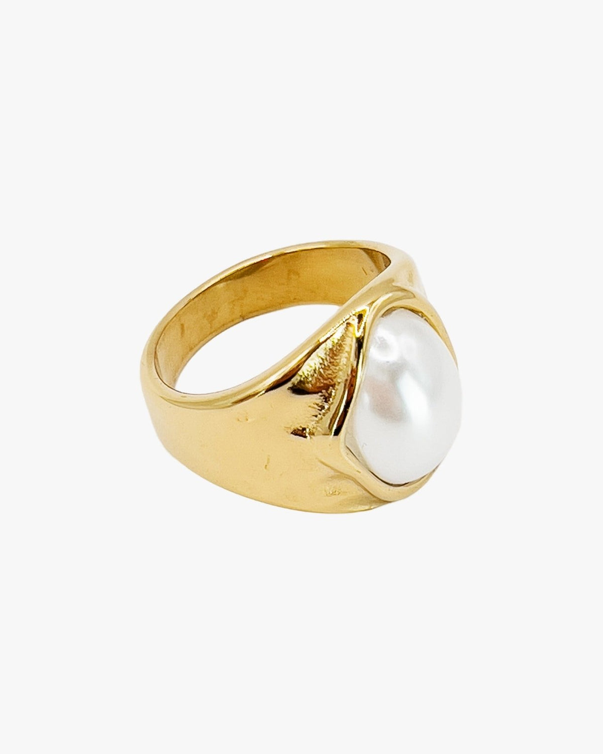 No Strings Attached Ring - Nouka