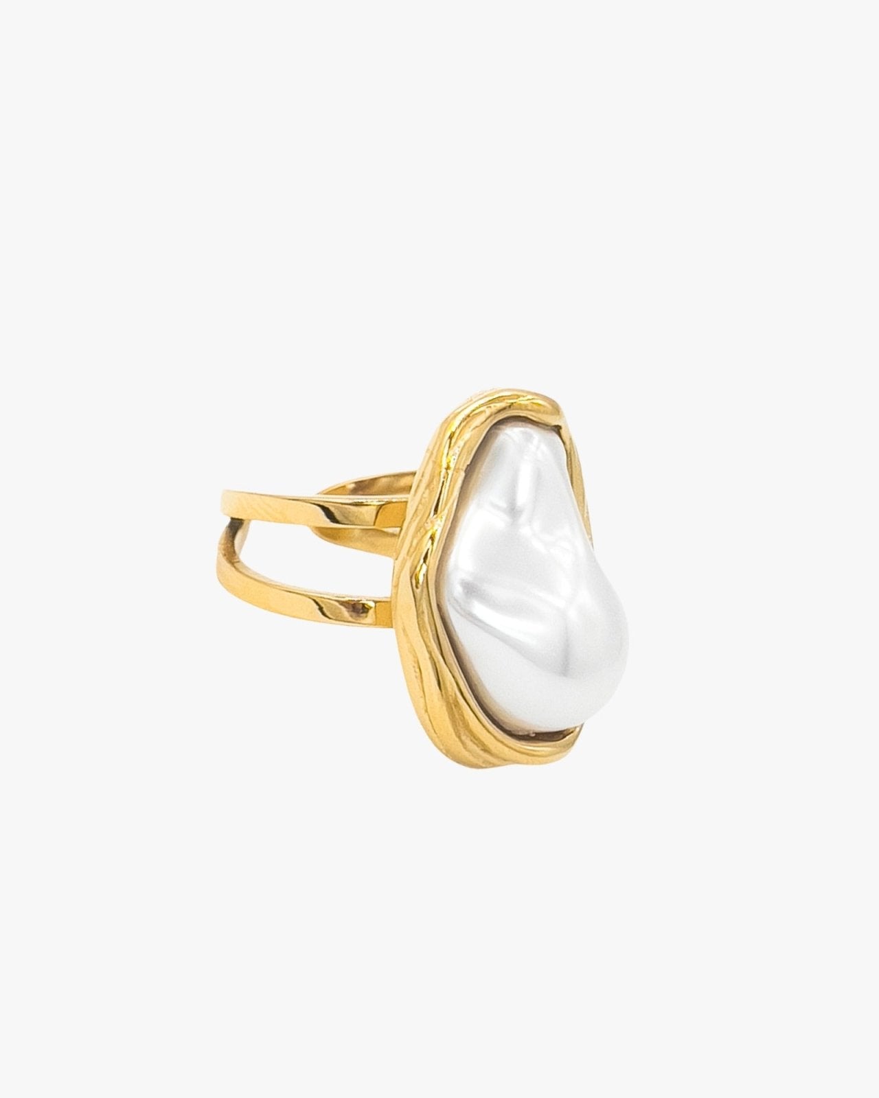 Talk Of The Town Ring - Nouka