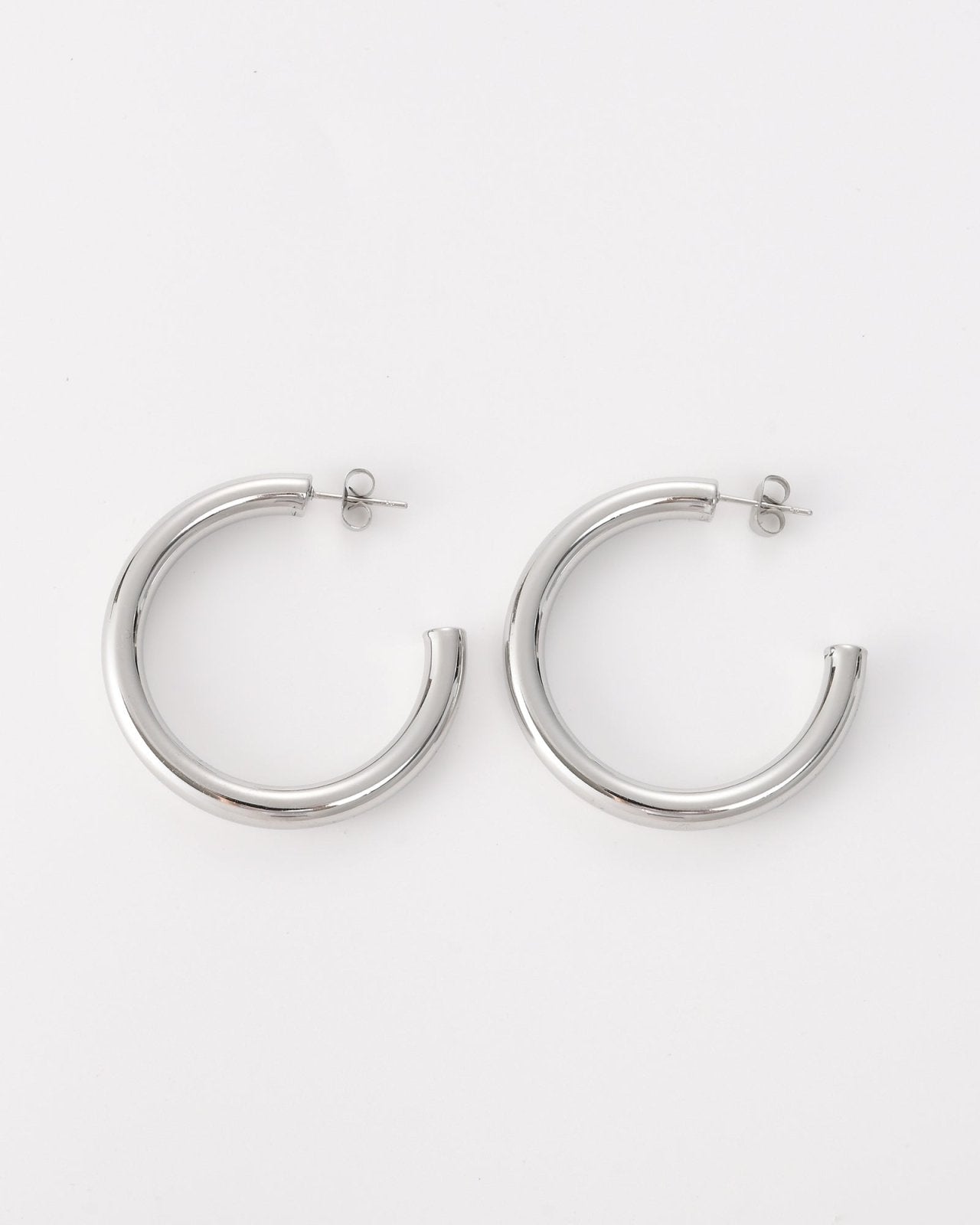 Zilverkleurige statement hoops 40mm - Nouka